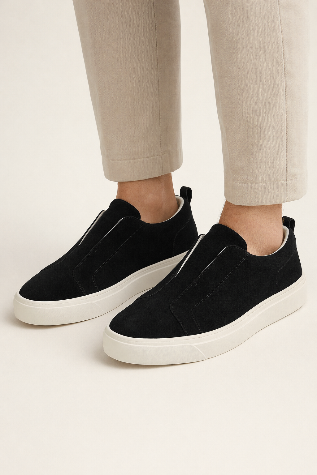LeoMar V1 Suede Slip-On Black